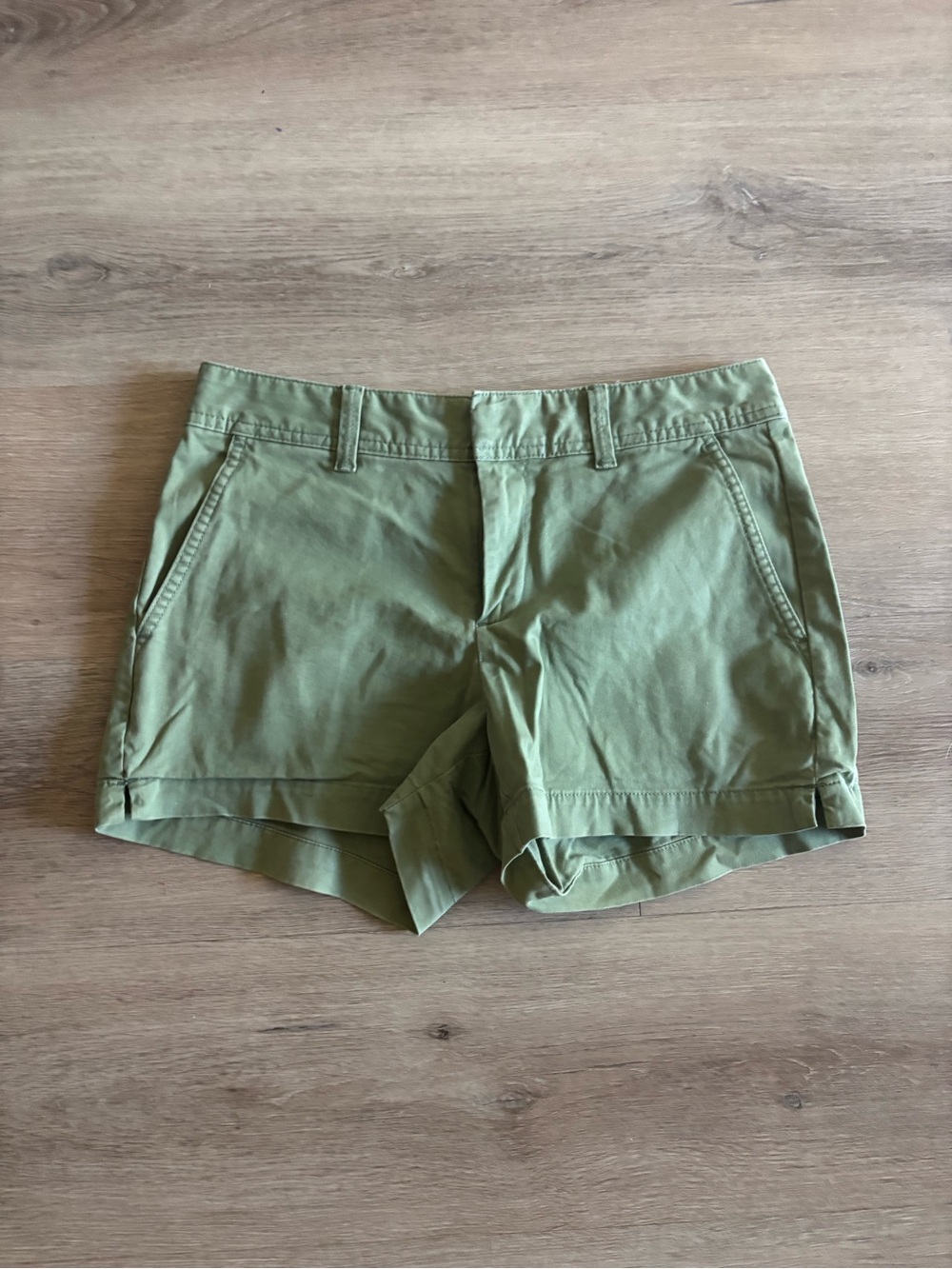 GAP Women's Light Olive Utility Shorts